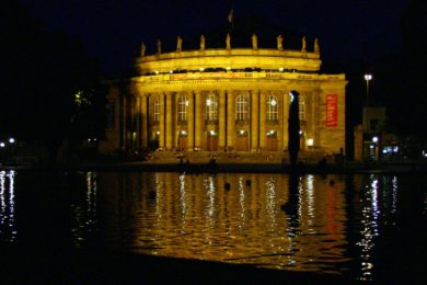 In der Region Stuttgart lässt es sich gut leben - www.DeinMetrolife.de #Stuttgart #Staatstheater #LebenInStuttgart